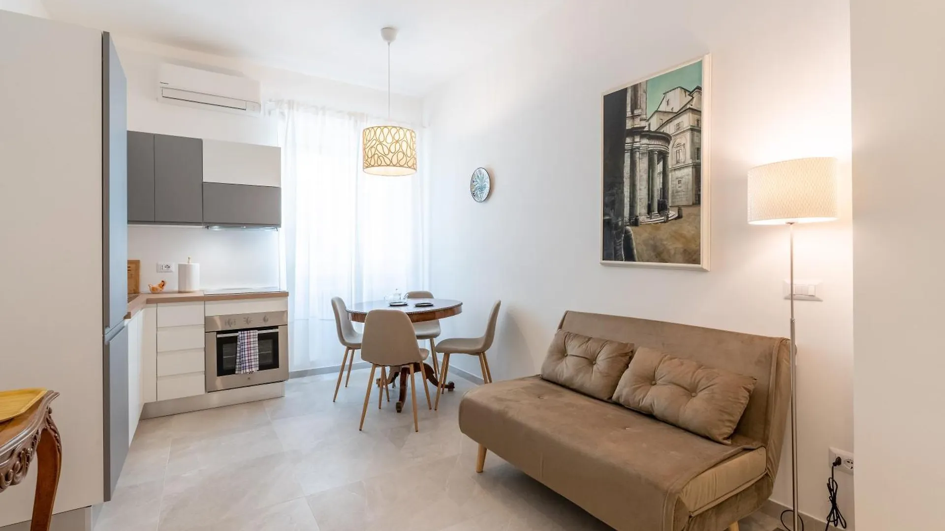 Central Luxury Apartment - Colosseo 10 Min Rome