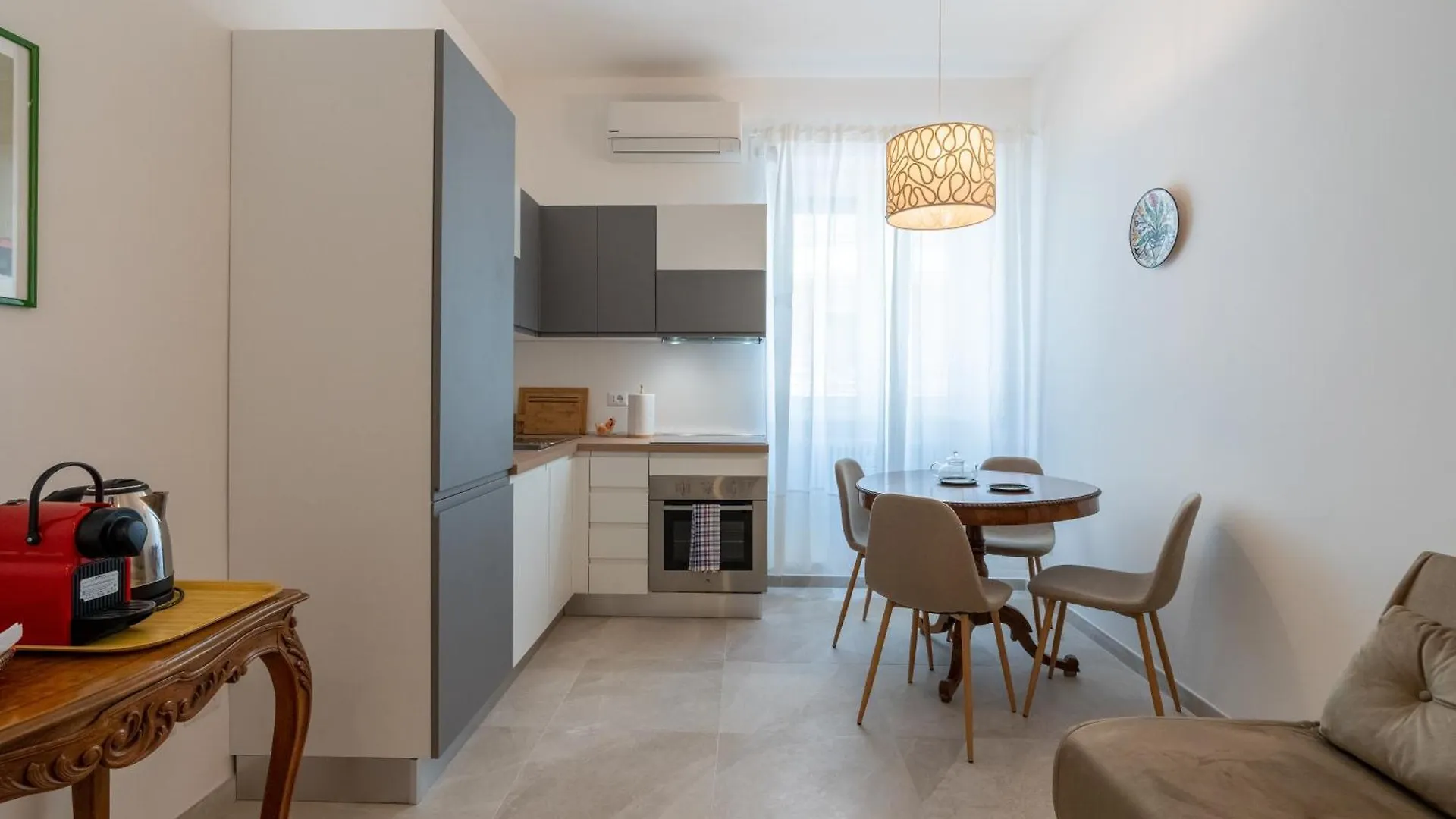 Central Luxury Apartment - Colosseo 10 Min Rome 0*,  Italy