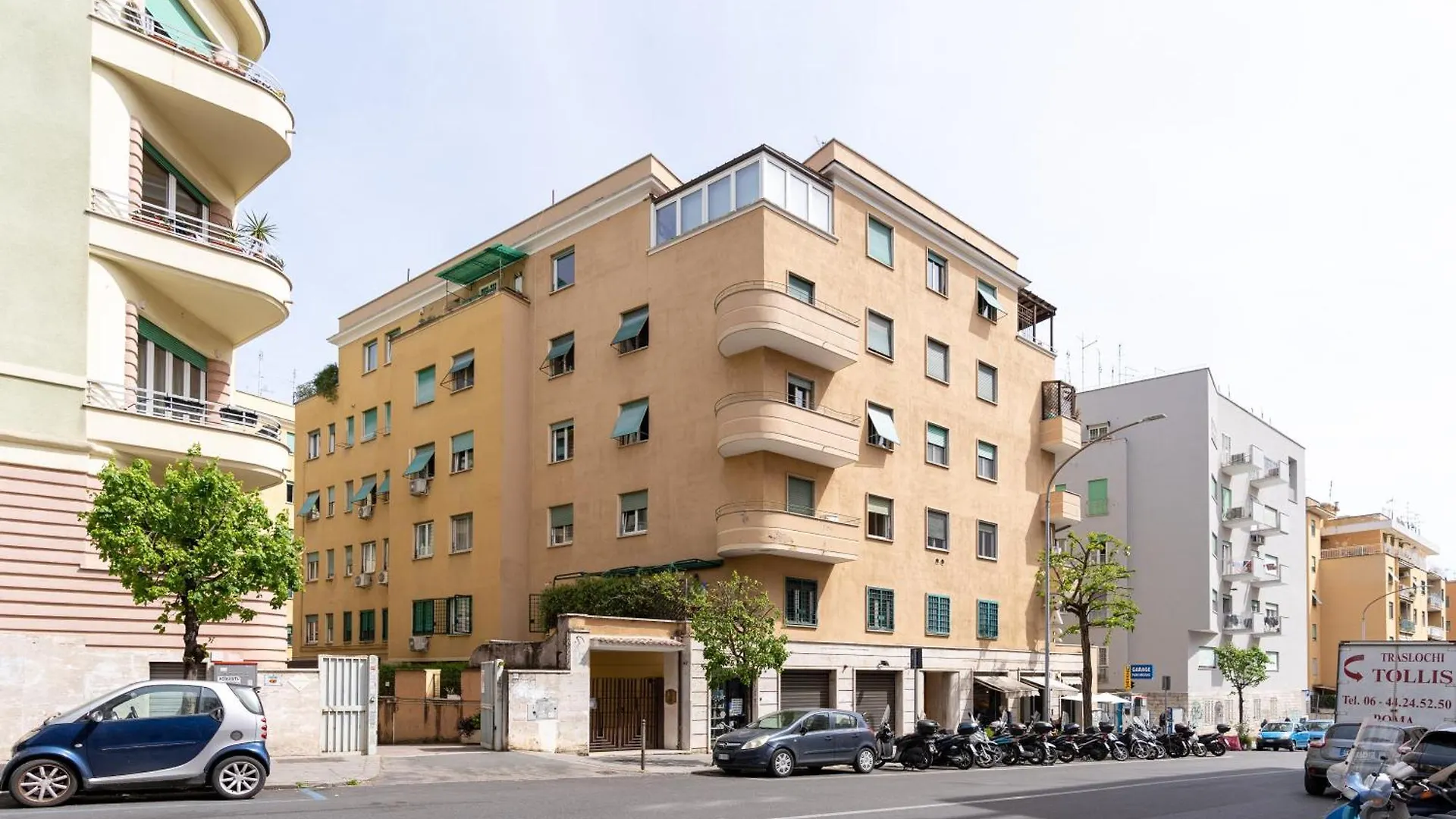 Central Luxury Apartment - Colosseo 10 Min Rome Italy
